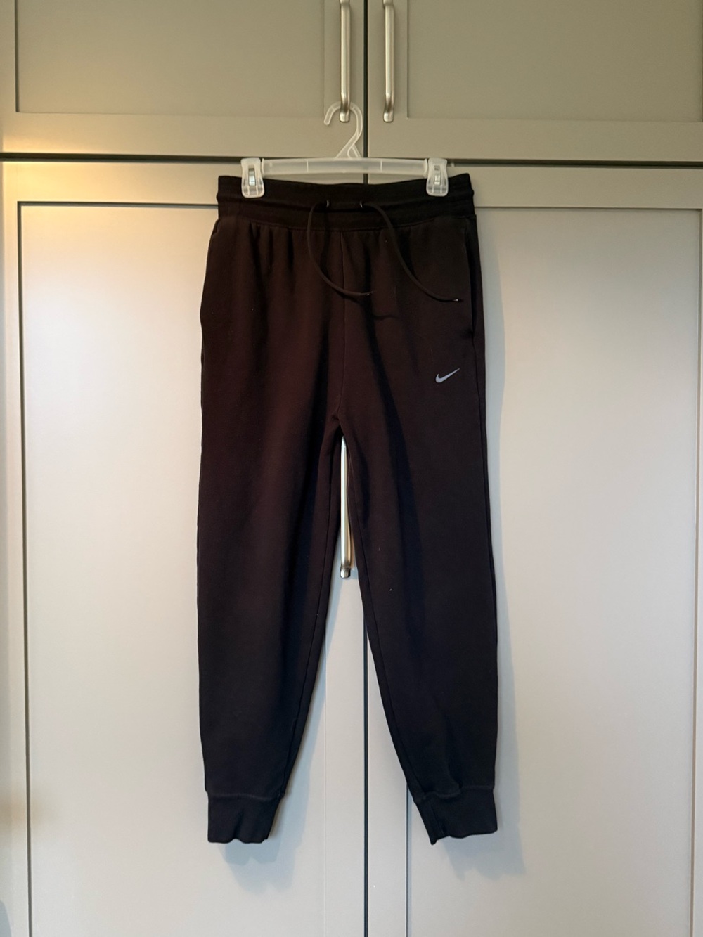 Nike Black Jogger Sweatpants - Size Medium